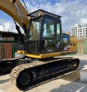 Excavadora CATERPILLAR 320DL 2022