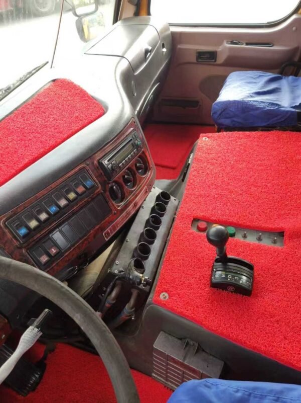 grua-movil-xcmg-qy100k—ii-2023-4