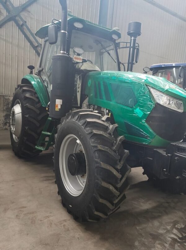 tractor-cfj2204-2025-2